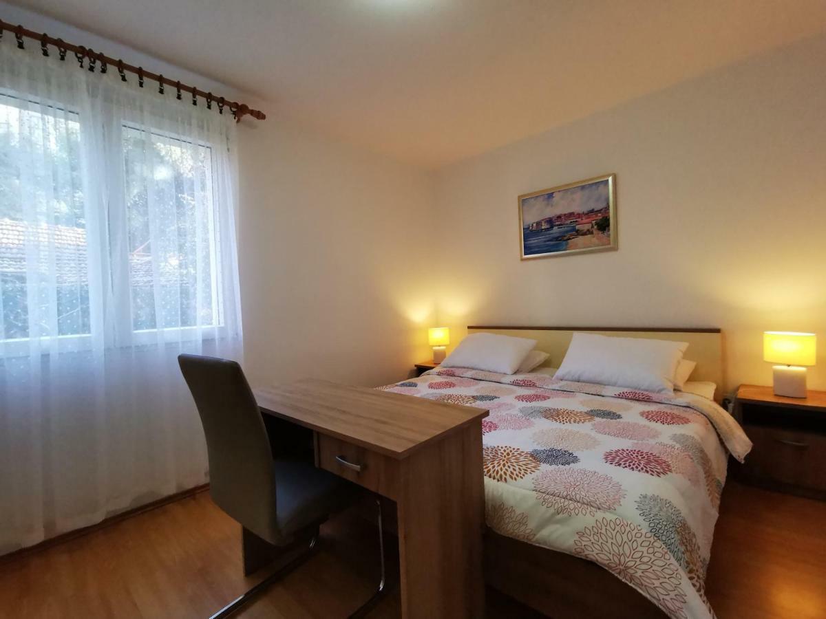 Comfortable 3* Apartment Lapad Center Dubrownik Zewnętrze zdjęcie
